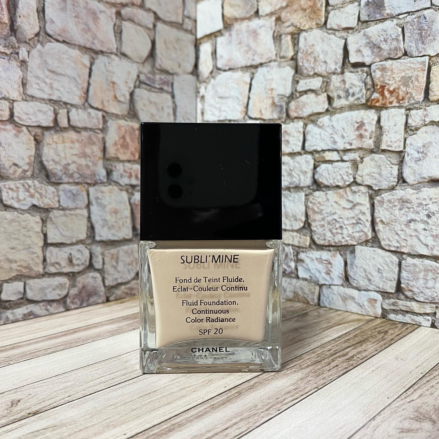 SUBLIMINE CHANEL Fluid Foundation SPF 20