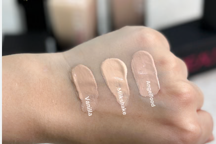 HUDA FAUX FILTER FOUNDATION