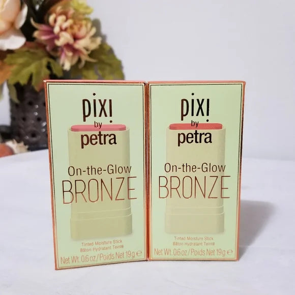 PIXI  ON THE GLOW BRONZE -  ( BEACH GLOW BRONZE BLUSH ) AND SOFT GLOW - 1 BLUSH 1 BRONZER SET